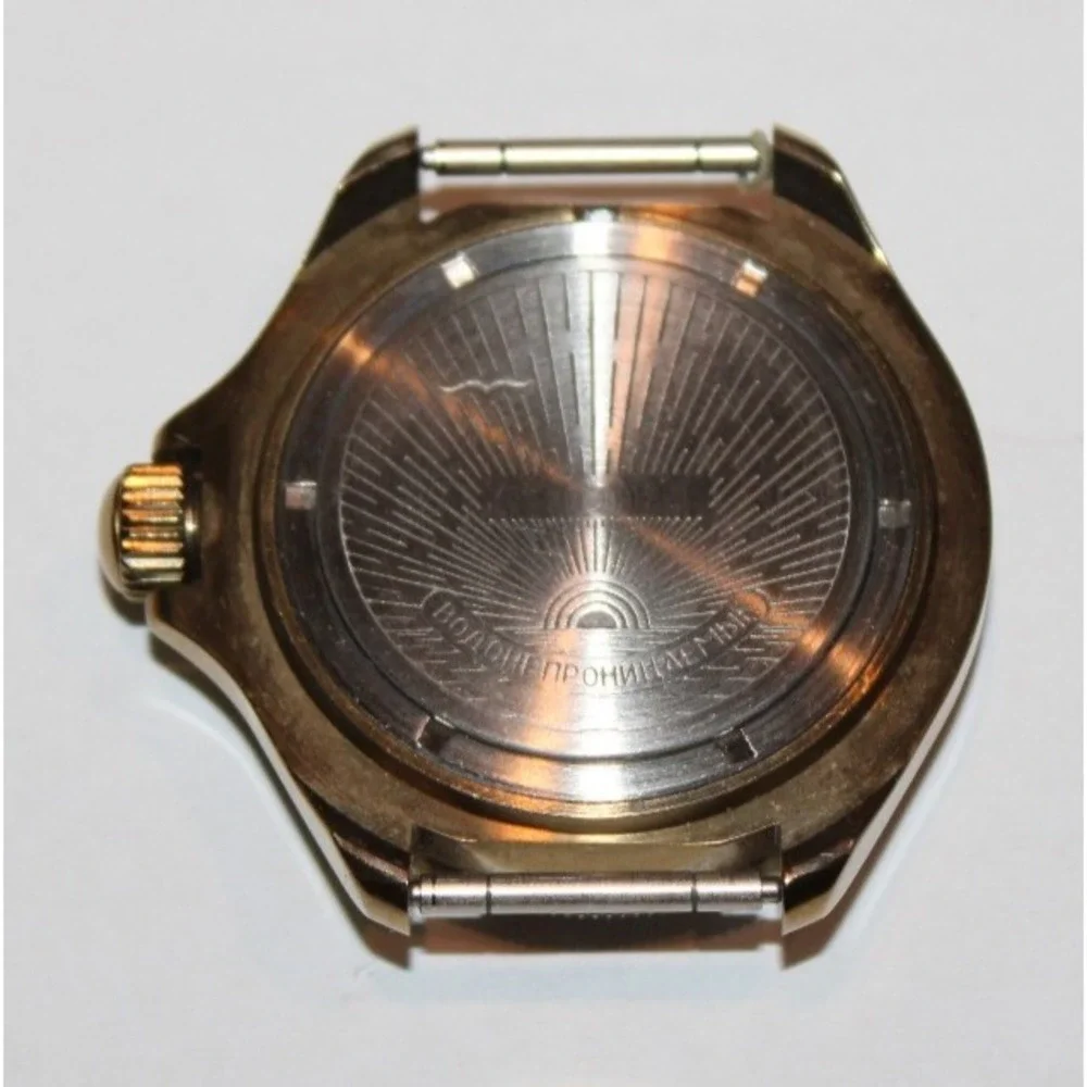 vintage Vostok Komandirskie Red Star Soviet Tank windup watch in case 17 jewels